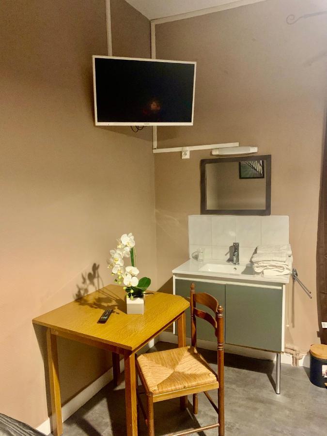 Hotel De La Poste Coudes Zewnętrze zdjęcie